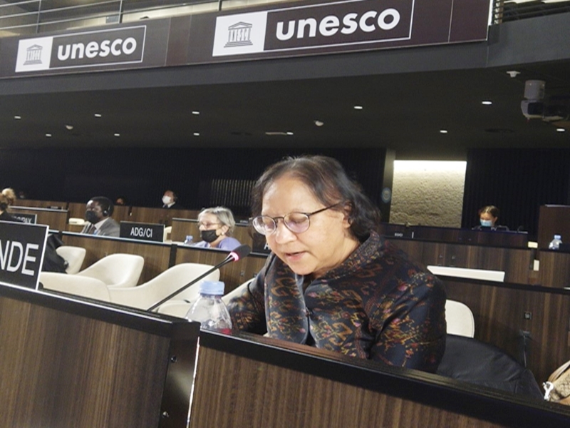 A Framework 9 4 2565