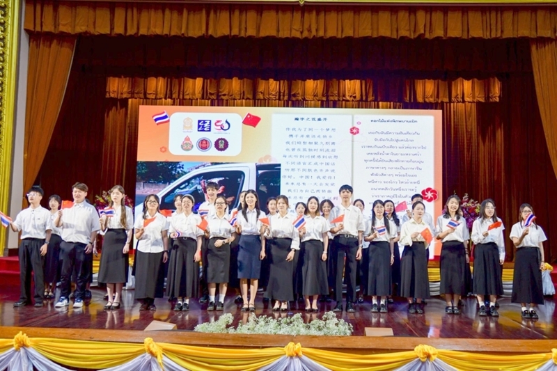 ต้อนรับครูจีน12