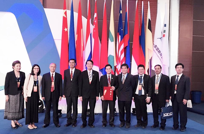 China ASEAN Senior Education Official Forum 4 8 2558